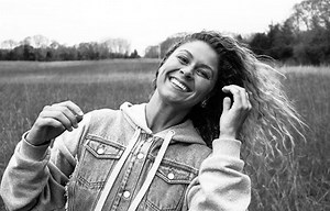 Survivor Contestant And Olympian Elizabeth Beisel Is Spilling Major Tea!