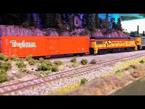 Awesome Model Railroad HO Scale Gauge Train Layout