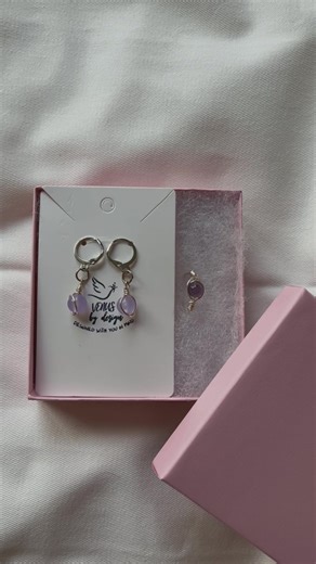 Pack an order for this lovely gal with me! She ordered the “purple quartz wire wrapped silver lever back earrings” and the “amethyst wire wrapped ring” 🥰 Search venusbydesign or click the link on my IG bio to shop and order! 🕊️❣️ . . #amethyst #quartz #purplequartz #earrings #ring #crystals #crystaljewelry #handmadejewelry #purple #pink #aesthetic
