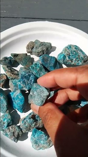 FROM BRAZIL, 🤔🤗🤩😍BLUE 🔵 APATITE RAW, NATURAL GEMSTONE. #blue_apatite#natural