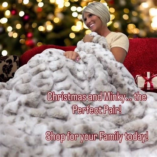 Everyone sleeps with a blanket- so get them something you know they’ll use! MINKY!! 💕 . . . #minky #wannasnuggle #handmade #cozy #bedding #luxury #decor #blankets #design #gifts | Sew Sweet Minky Designs