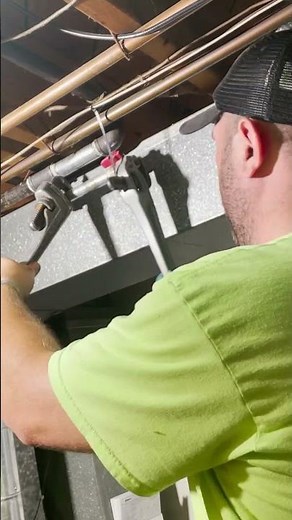 How to run a gas line for a stove #plumbing #diy #plumbers #gasline