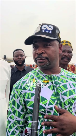 Alhaji Dr. Musiliu Ayinde Akinsanya (MC Oluomo), National President of the NURTW, feeds the needy in Oshodi through the MC Oluomo Cares Initiative …a meal of hope and a touch of love, a humanitarian outreach dedicated to compassion and uplifting the less privileged. 📍Ewenla Primary School Oshodi #trending #fypシ #viralvideo #fyp #fypシ゚viral