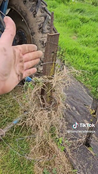 Découvrez le Ford 4110 tout neuf en action !