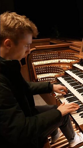 'Arrival of the Queen of Sheba' in a huge church! 😇 #music #organ #church