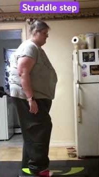 Straddle step on right side aerobic step #exercisechallenge