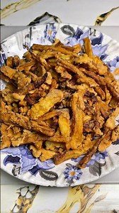 Crispy Aloo Chips Recipe at Home 😋 #aloochips#potatochips#crispychips#homemadechips#snacksrecipe