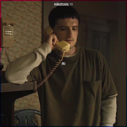 I think im obsessed with them #fnafmovie #fyp #miketosis | five night freddy's movie