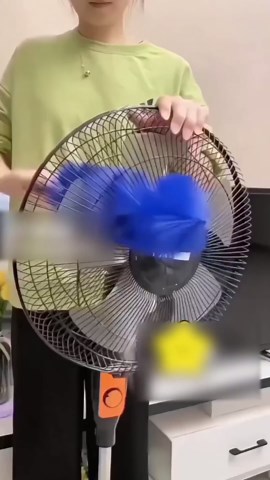 2PC Fan Cleaner for Box Fan - Fan Cleaning Brush, Flexible Fan Dusting Brush, Bendable Fan Duster Dust Cleaner, Microfiber Dust Collector for Ceiling Air Conditioning Fan Shutters, Blue