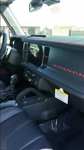 2025 Bronco Raptor Is The Coolest SUV!