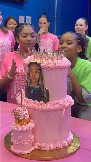 Happy Birthday Grey 🥳🎊🫶🏽 #greyskye #happy birthday