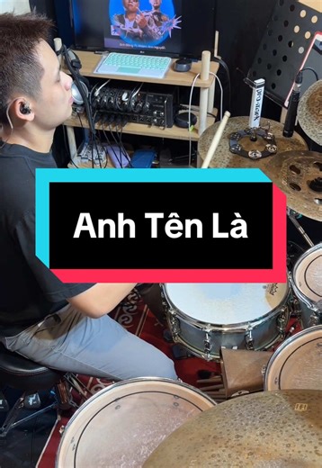 Không biết múa nên đánh trống nhee. ig: q.manh.cuong #anhtenla #drumcover