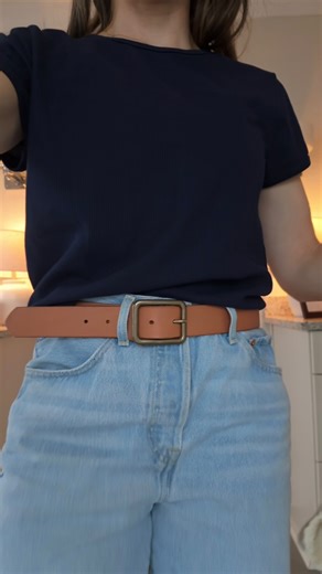 Haley McCartney on Instagram: "add to pro column✍🏽 #outfitrepeater #styleinspo #styletips #fashiontips"