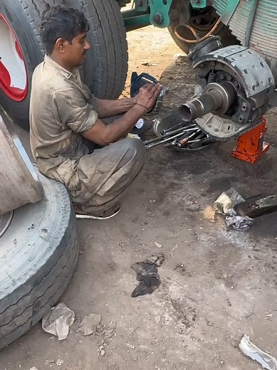 How to Clean and Grease Wheel Bearings Effectively