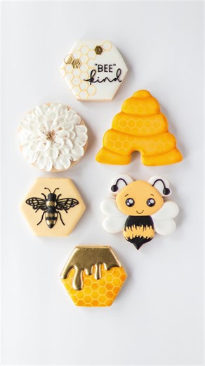 13 reactions | Each month in the Virtual Cookie Club we add a new cookie decorating tutorial to our tutorial library. This set of "Bee Kind" cookies gave us a chance to work on techniques like detail piping and lettering, airbrushing to add dimension and florals!! If you'd like to improve your cookie artist skills or just need a place to get started - the VCC is a great place to be. You can join us today https://www.sweetandsaucylife.com/vcc/ See you there! | Sweet & Saucy Life | Facebook