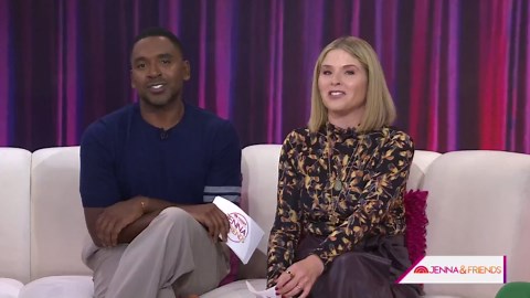 Phoebe Robinson Talks New Comedy Special, Girl Bossing, Dating