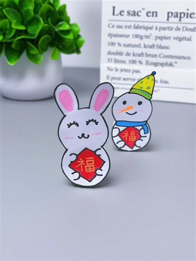 Watch these cute paper pals wobble! 🐰⛄ A simple DIY to brighten up your desk. #viral #fyp #handmade #douhuahuacraft #diy #wobble#rabbitsoftiktok #craft