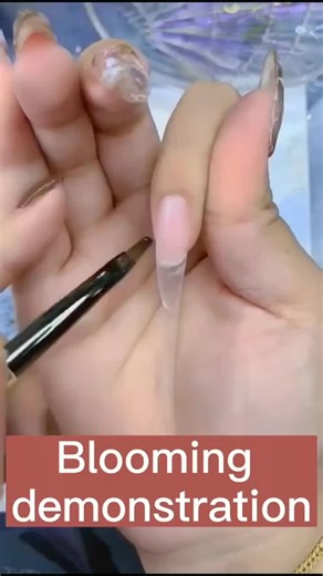 Create, inspire, and shine through your nails.#lifeofnailtech #nailvideos #nailtechlife #nailsoftheday #trendingnails #trendingreels #trendingvideo #longnails #chromenails #nailtutorial #nails #foryou#fypシ #nails #nailart #nailsoftiktok#ママkiyo#meijjo