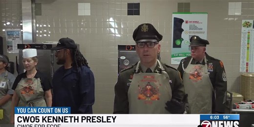 Fort Sill officials serve soldiers annual Thanksgiving meal at Green Hall Dining Facility