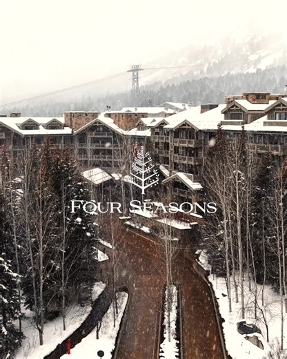 Discover plentiful powder, western charm, and luxurious Four Seasons service this spring. | Four Seasons Resort and Residences Jackson Hole