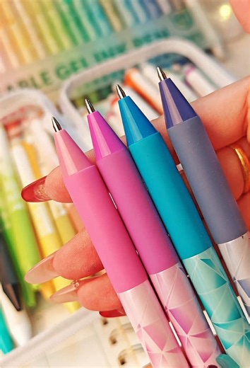 Planning for 2026 just got easier ✨ These erasable colored pens keep my calendar neat, organized, and stress-free. Color-code everything and erase mistakes like they never happened 📅🖊️ #PlannerTok #PlannerEssentials #OrganizedLife#erasarblepens #girlyshopping #gelpens #planner#2026planner #weeklyreset #planandprep #plannertok #target #tucson