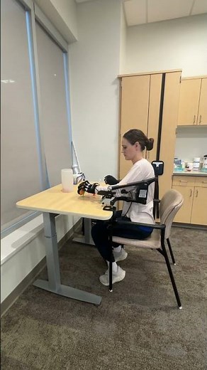 Syrebo Upper Limb Dynamic Arm Support Training Device - Enhance Arm Mobility & Rehabilitation