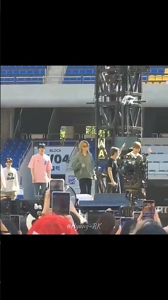BTS Day 1 soundcheck stage in Busan😍 #BTS_WORLDTOUR_ARIRANG_BUSAN