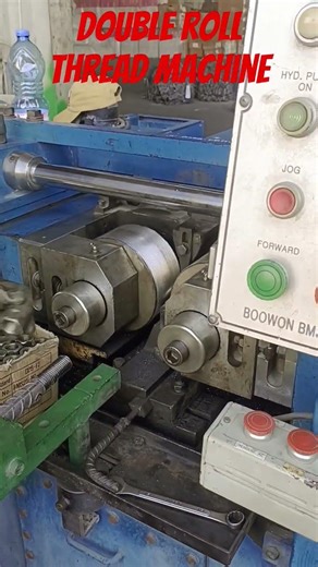 #machine double roll thread machine so dangerous were careful working so many people #factory. 1🇳🇵🇳🇵