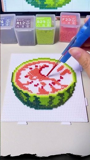 The most relaxing video for the nerves... the art of painting with thermal beads!