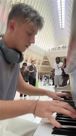 Strobe#pianocover #publicpiano #deadmau5 #emotionalmusic #sad #sadmusic #pianotutorial #music