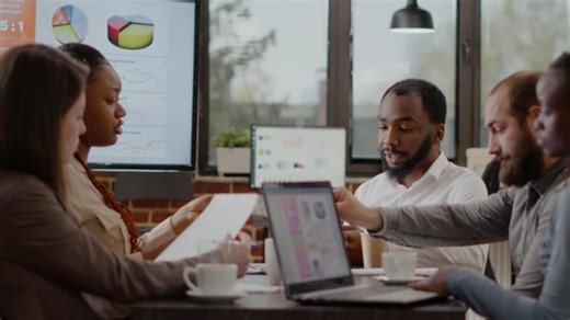 American job market stalls, jobs report shows