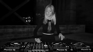 3 comments | PEZSI [DJ SET 2023] x THE BRIDGE Peak Time Driving Techn | Minimal Techno | Facebook