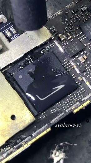 the process of replacing dead cpu ic