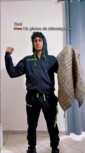 POV: Un giorno da attaccapanni 😂💀