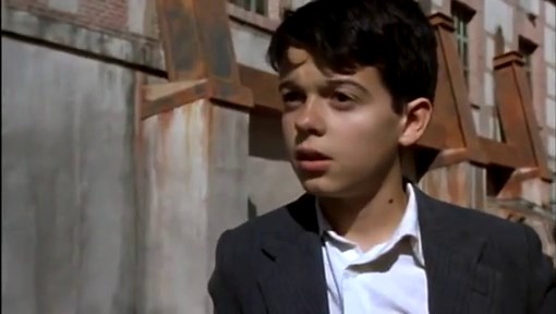 The Devil's Backbone (2001) - Trailer