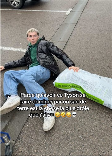 Hilarious Tyson vs. Bag of Dirt Challenge