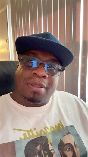 Life Hacks | CheatCodes 😈 on Instagram: "how to Create a Fake online Identity"