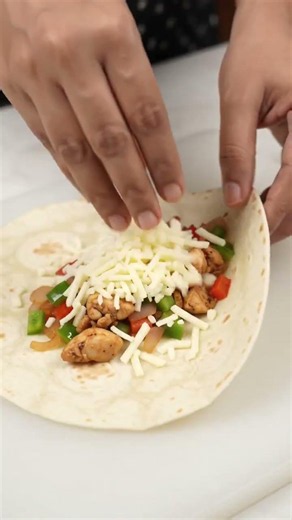 Easy Cheesy Chicken Quesadilla Recipe