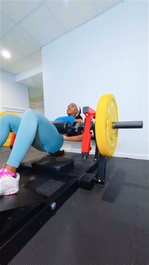 Load it. Drive it. Squeeze it. #HipThrust #GluteBuilder