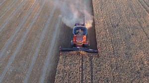 Strap in for this stunning birds-eye view of South Australia’s beautiful Limestone Coast through the eyes of Ockert le Roux Photography! This region is not only home to a breathtaking coastline, but also a treasure-trove of natural wonders and world-class wine. For some Limestone Coast travel tips, check out our regional guide: http://bit.ly/LimestoneCoastToDo | South Australia