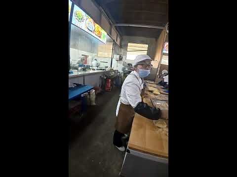 Street Noodle Shop | First-Person Table Service & Food Delivery | No Commentary