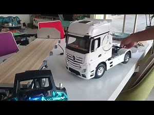 1/14 Hercules hobby Mercedes Actros & flatbed trailer with G.T.power truck light sound system.
