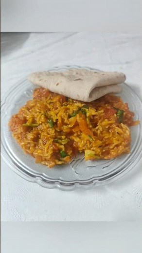 Sev Tameta Nu Shaak Recipe | Authentic Gujarati Sev Tamatar Ki Sabzi | Quick & Tasty Curry