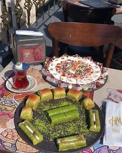 37K views · 2K reactions | حلويات حافظ مصطفى  الأشهر في اسطنبول بدون...