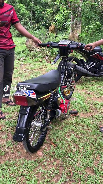 Honda EX5 Dream - Motor Specifications and Accessories