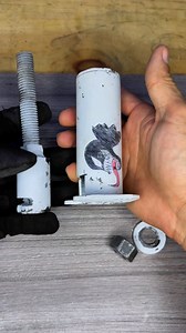 Así se construye un extractor de cilindros para abrir cerrojos si se bloquean 🔑 This is how a cylinder extractor is built to open bolts if they are blocked 🔑 #hack #cerrajero #locksmith #key #ideas | Cerrajeros Master Locks