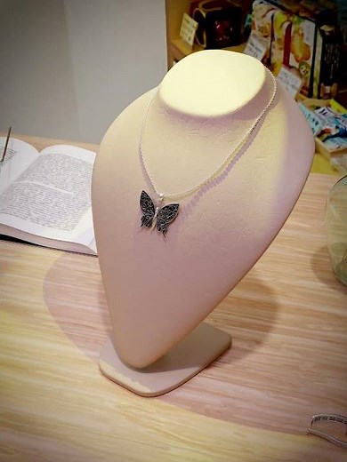 Hyper Realistic Jewelry 3D Animation | Rings, Earrings & Necklace Product Visualization in Blender