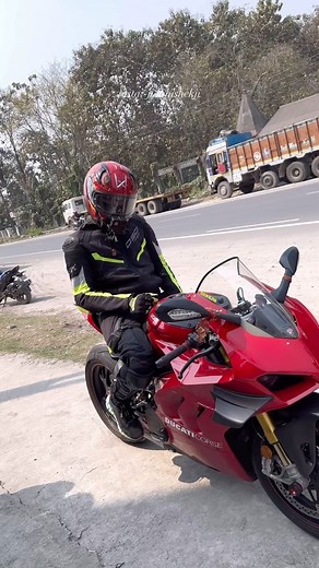 109K views · 10K reactions | “Embarking on an adventure to the mesmerizing land of Assam!  Get ready for breathtaking landscapes, vibrant culture, and unforgettable memories. Let’s wander where the Wi-Fi is weak and the experiences are rich! #AssamAdventures #ExploringNortheast #TravelGoals” | Ji Abhishek Ji | Facebook