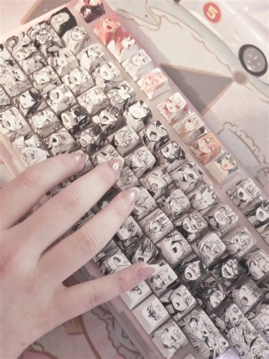 Kawaii Keycap Trend for Gaming Setups