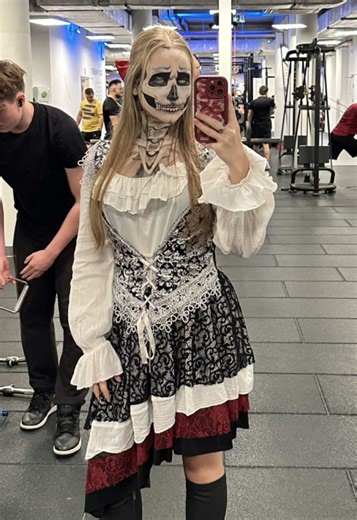 Ig: trenerka.wiktoria.lublin #ghostface #skeleton #viral
